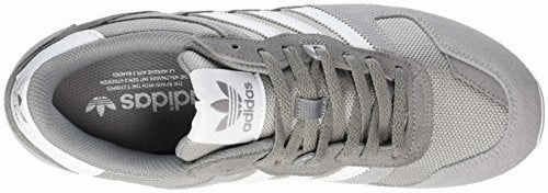 adidas Herren ZX 700 Sneaker. Grau (Ch Solid Grey/FTWR White/MGH Solid Grey). 46 EU
