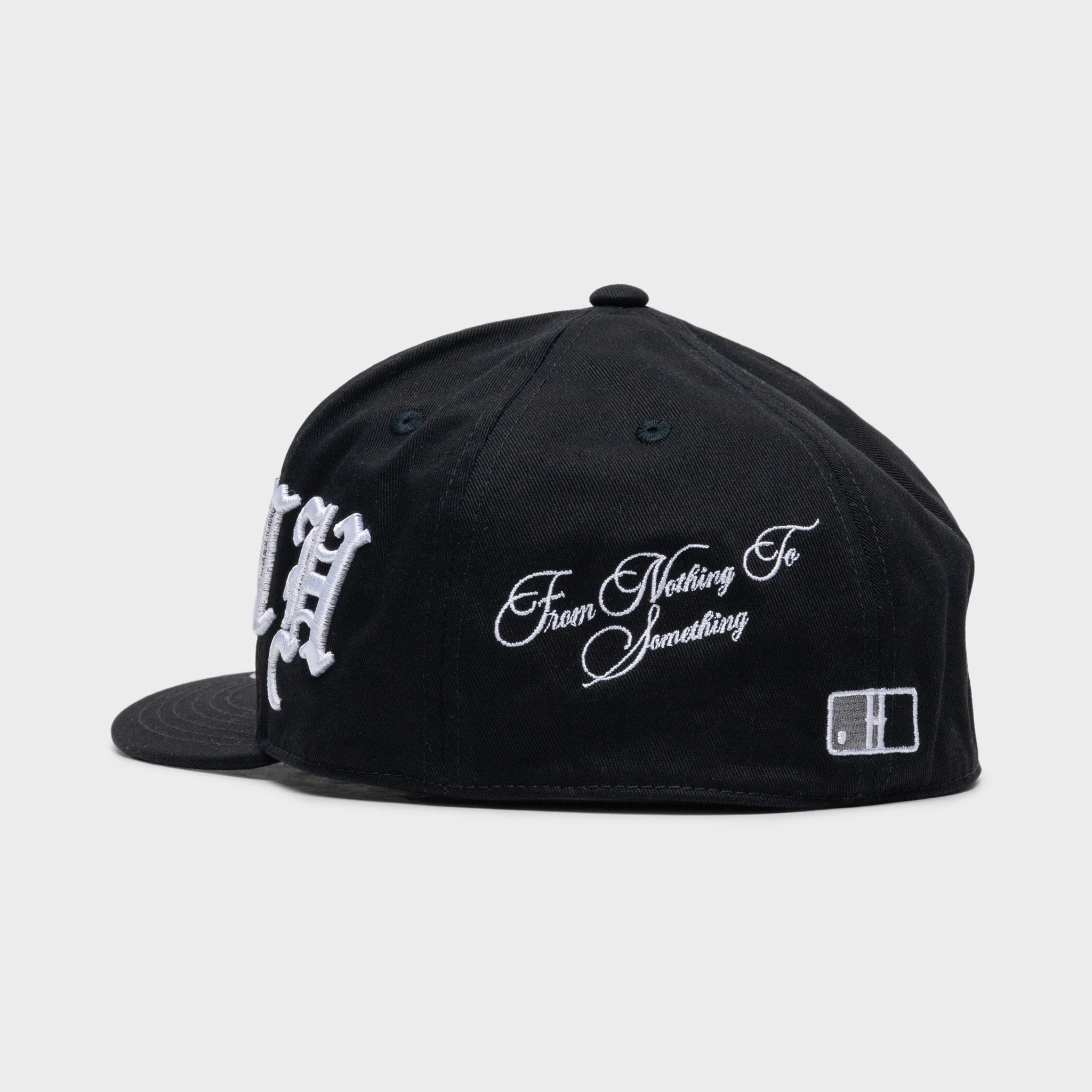 Hoodrich OG Script Fitted Cap Black / White
