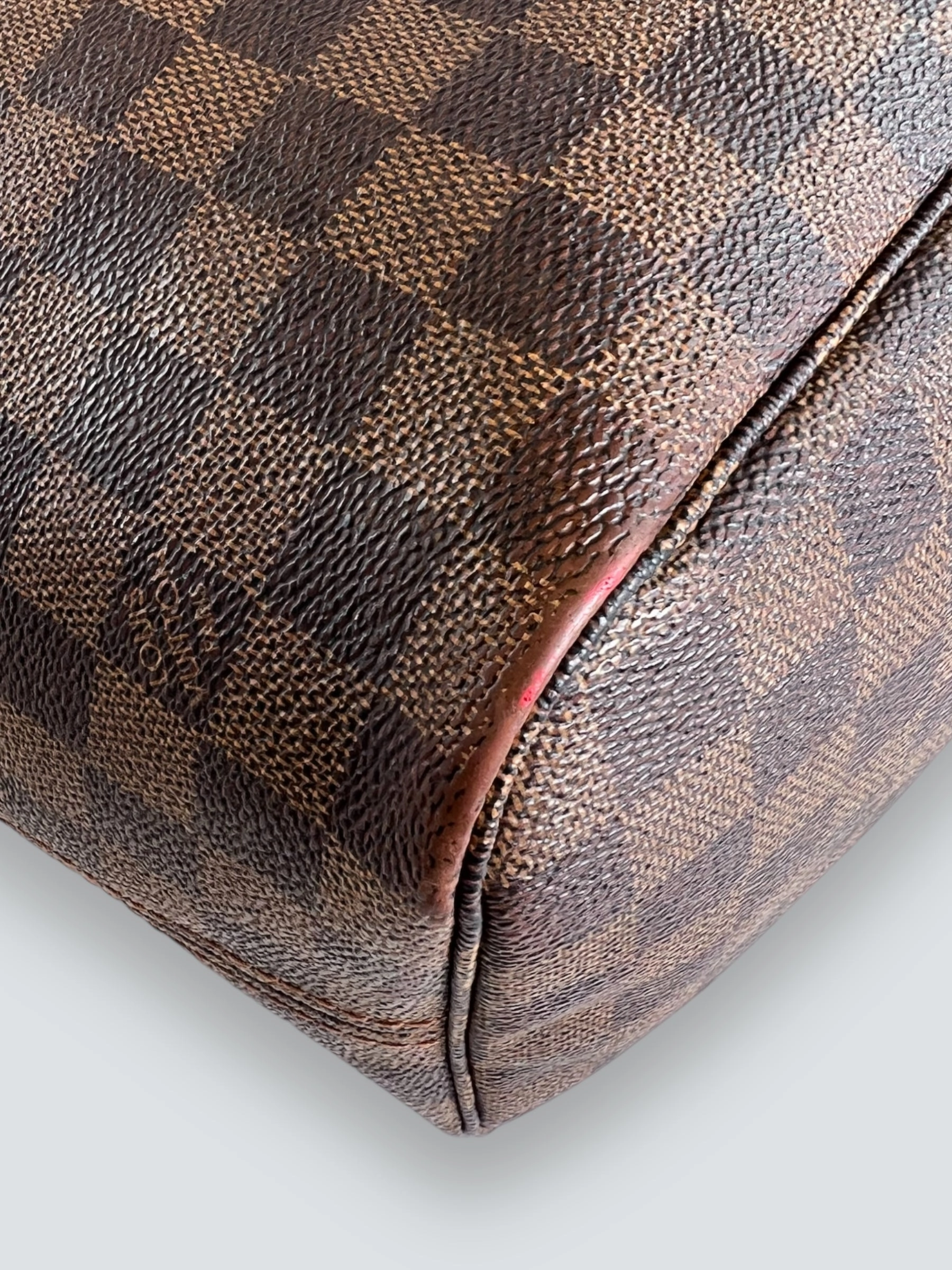 Louis Vuitton Damier Ebene Canvas Neverfull MM