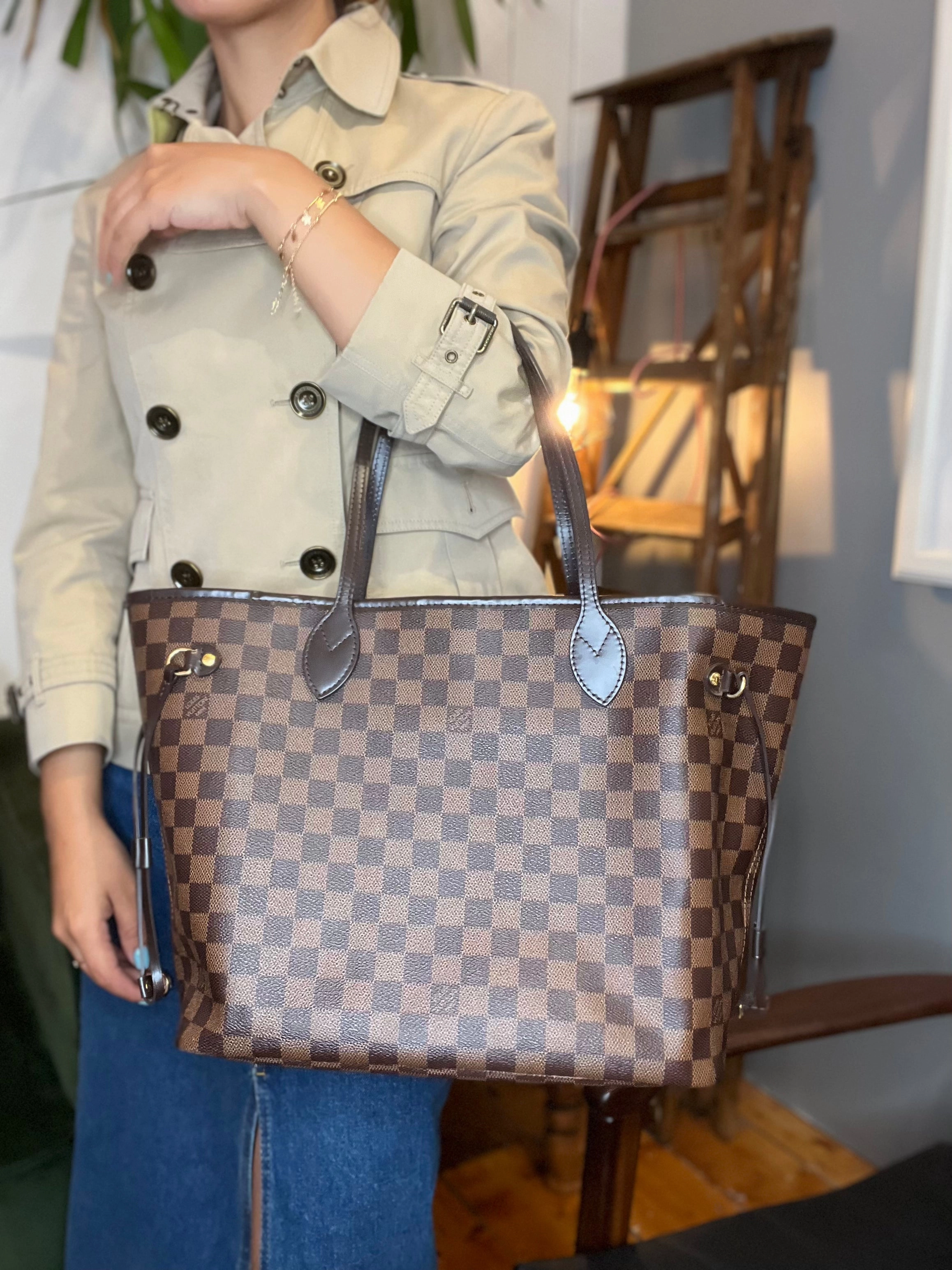 Louis Vuitton Damier Ebene Canvas Neverfull MM