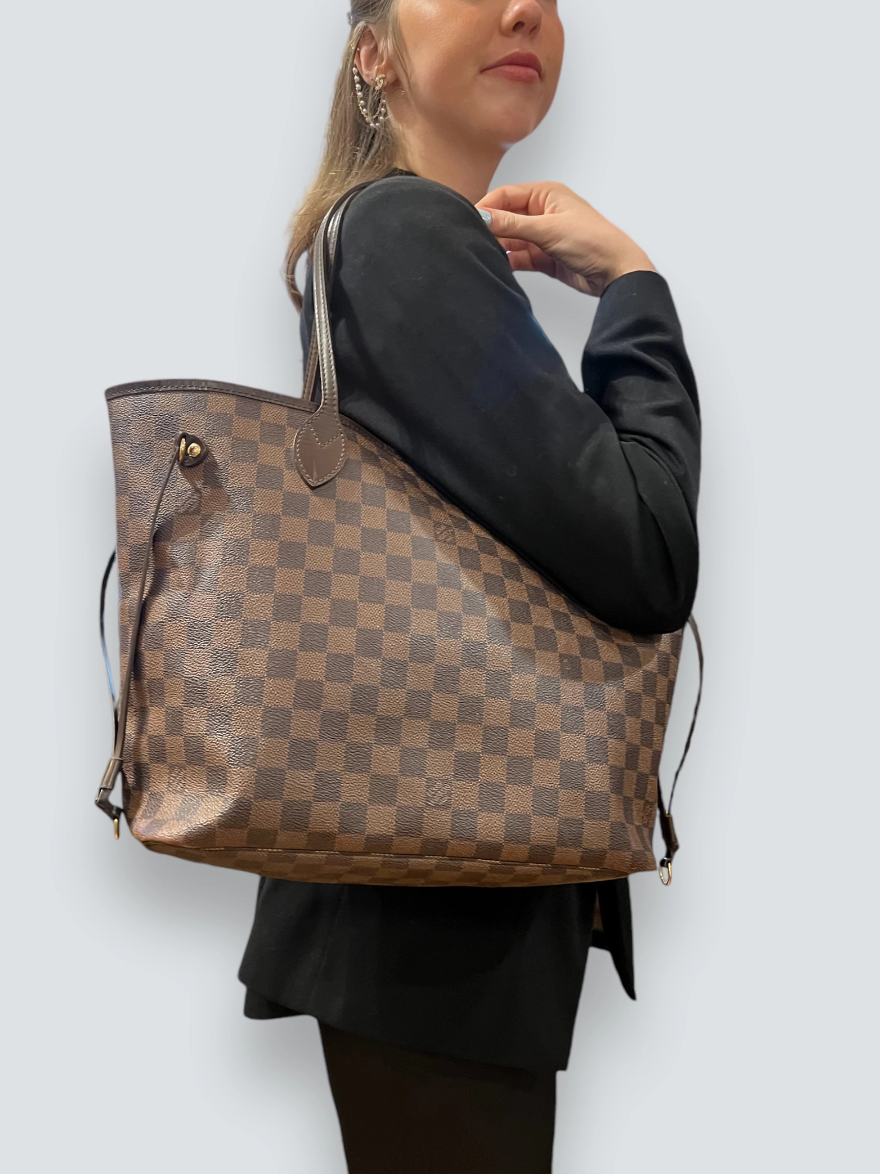Louis Vuitton Damier Ebene Canvas Neverfull MM