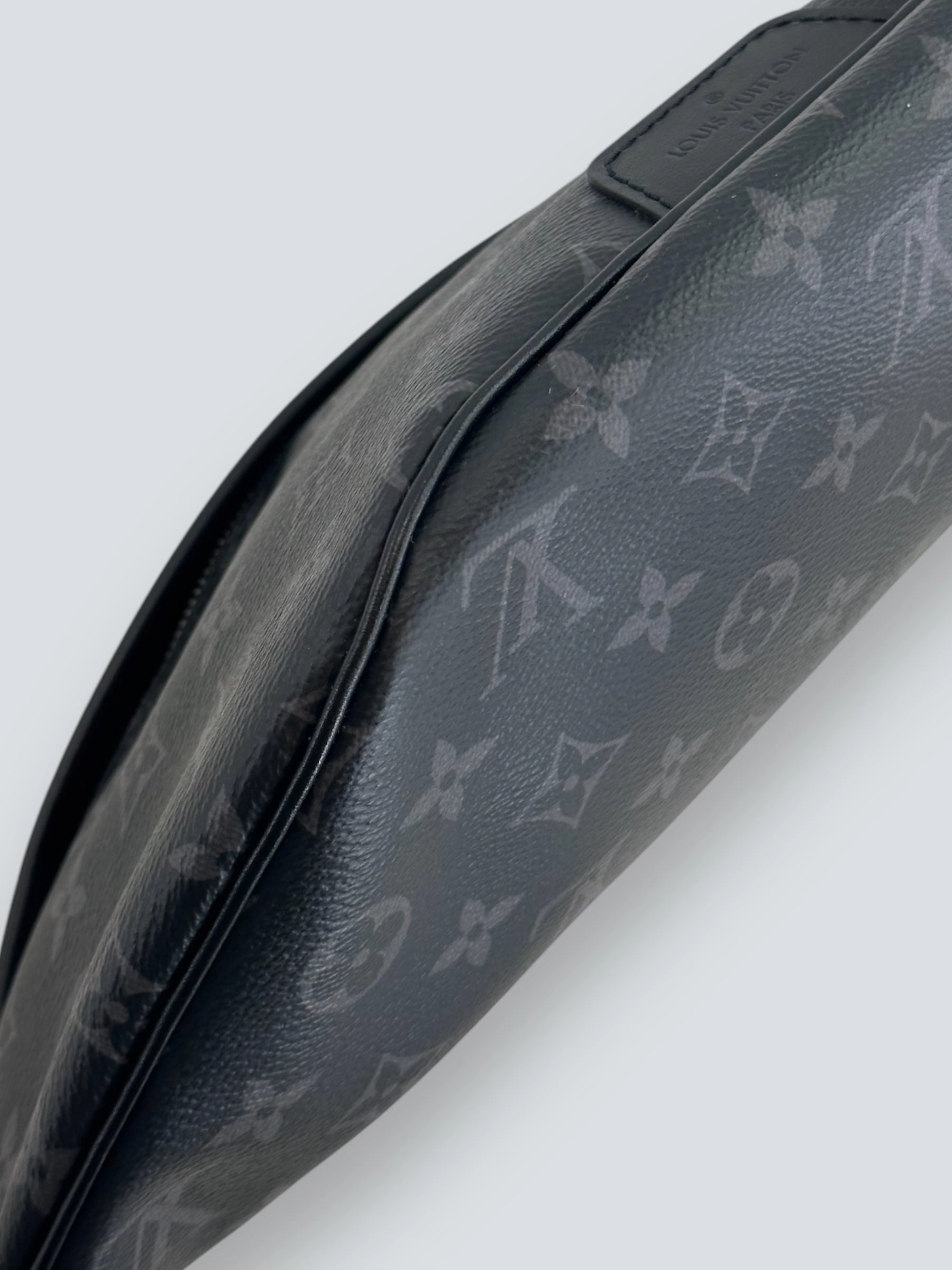 Louis Vuitton Elipse Monogram Canvas Discovery PM Bum Bag