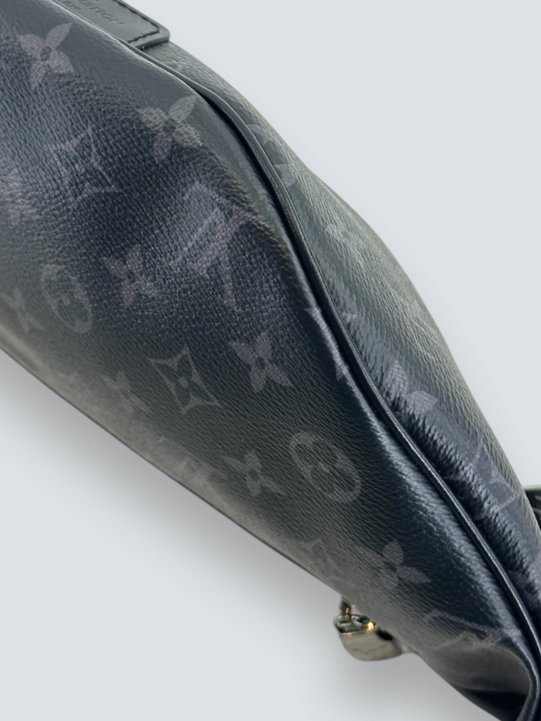 Louis Vuitton Elipse Monogram Canvas Discovery PM Bum Bag