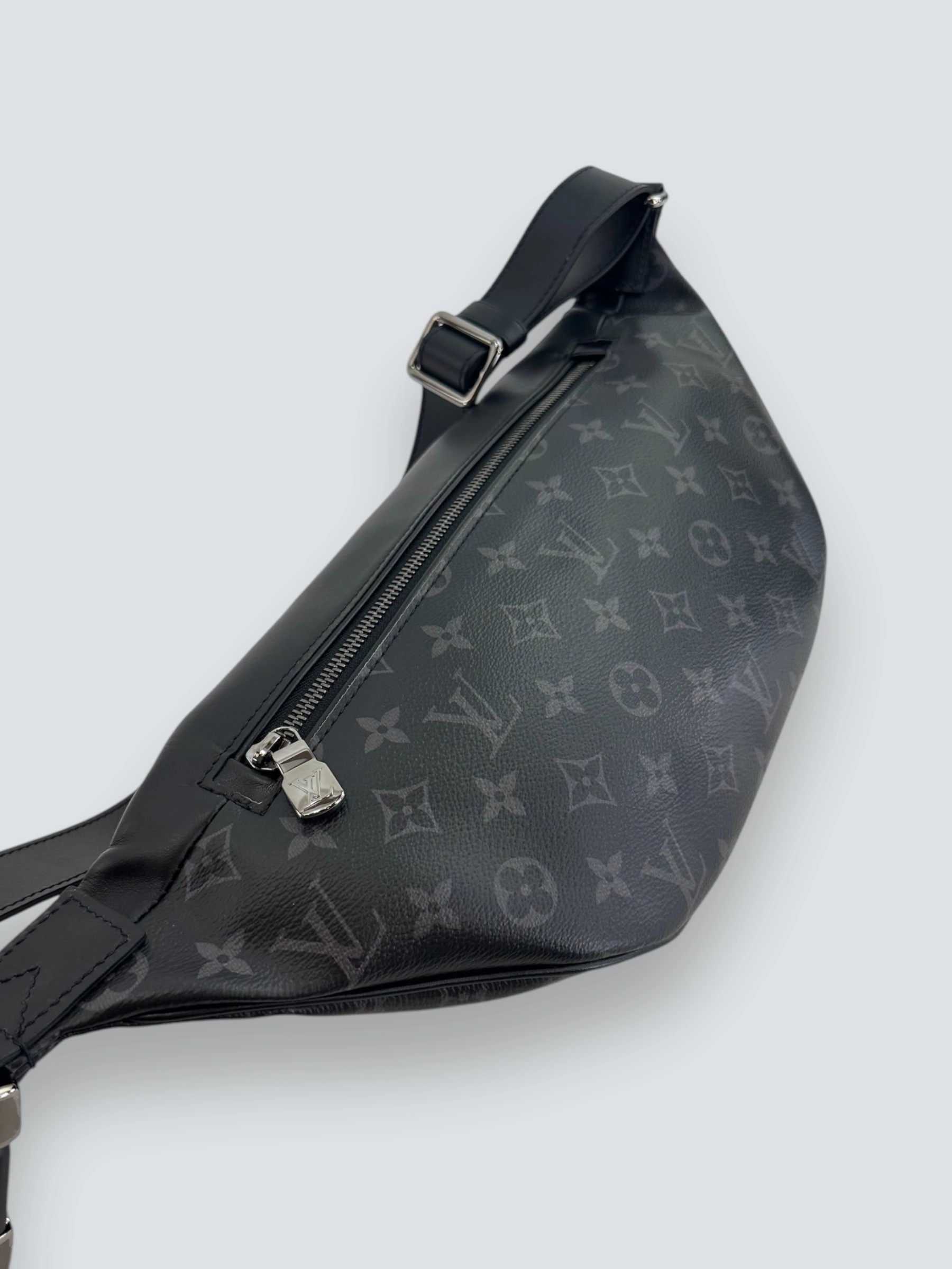 Louis Vuitton Elipse Monogram Canvas Discovery PM Bum Bag
