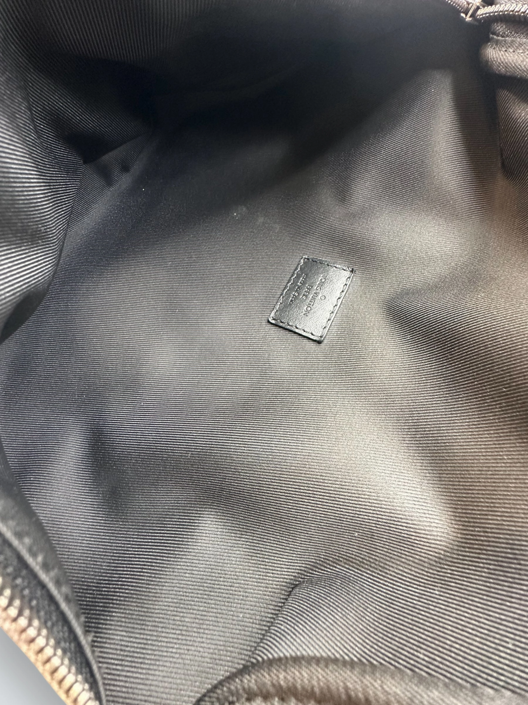 Louis Vuitton Elipse Monogram Canvas Discovery PM Bum Bag