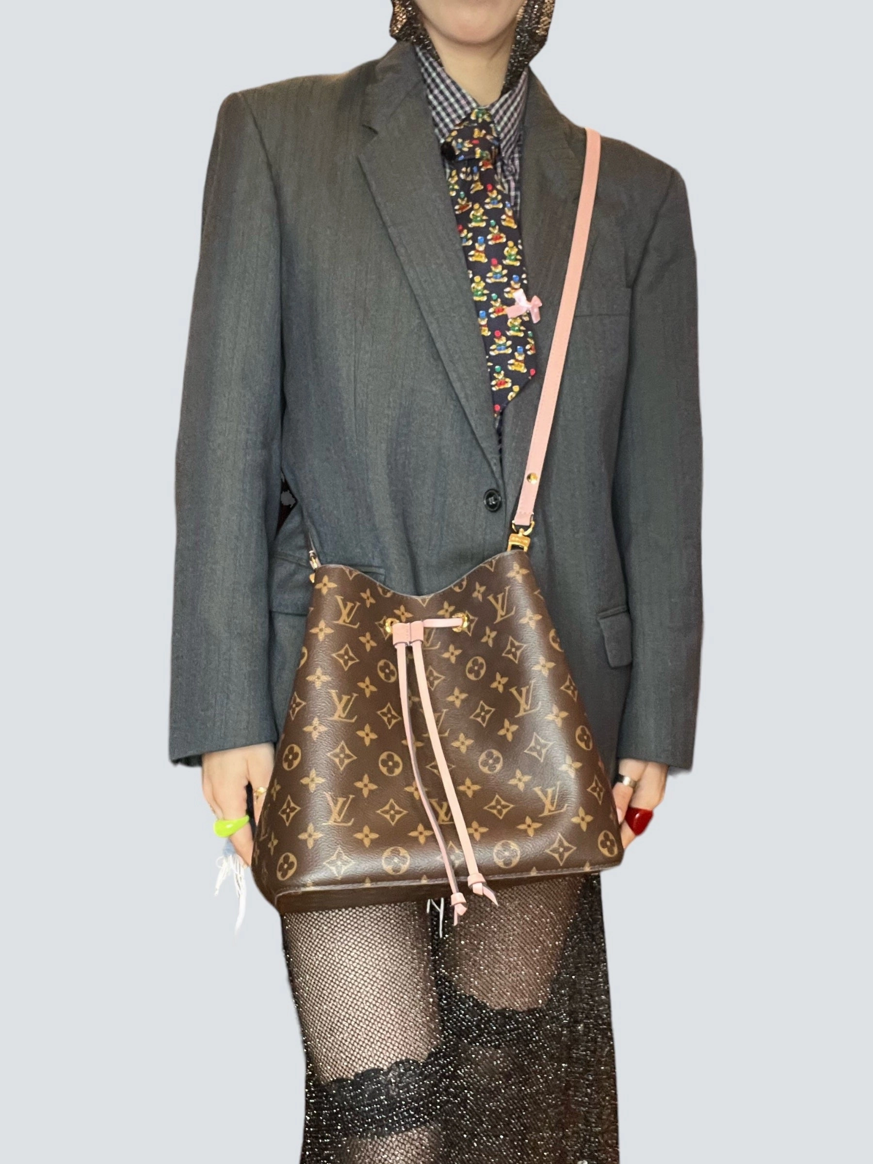 Louis Vuitton Monogram Canvas Neo Noe  Handbag