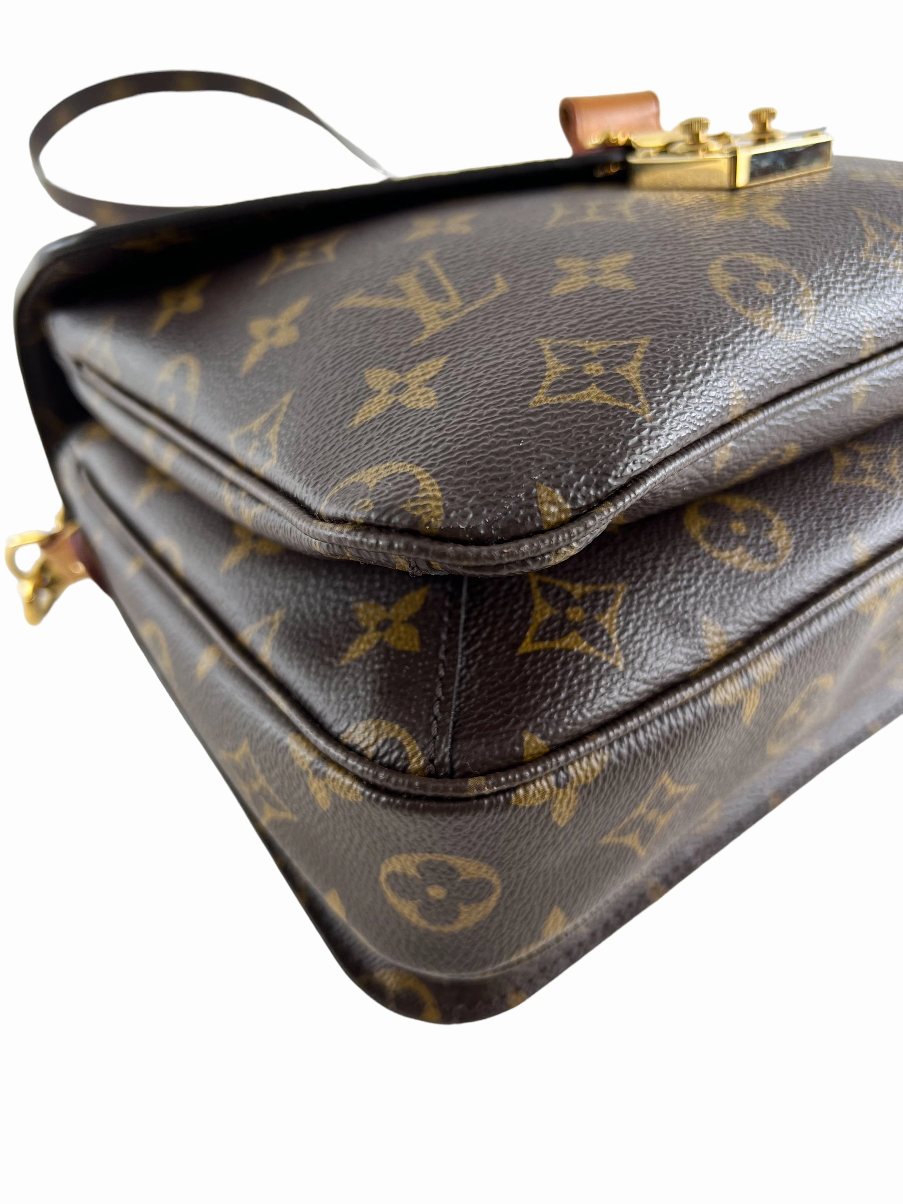 Louis Vuitton Monogram Canvas Pochette Metis Crossbody