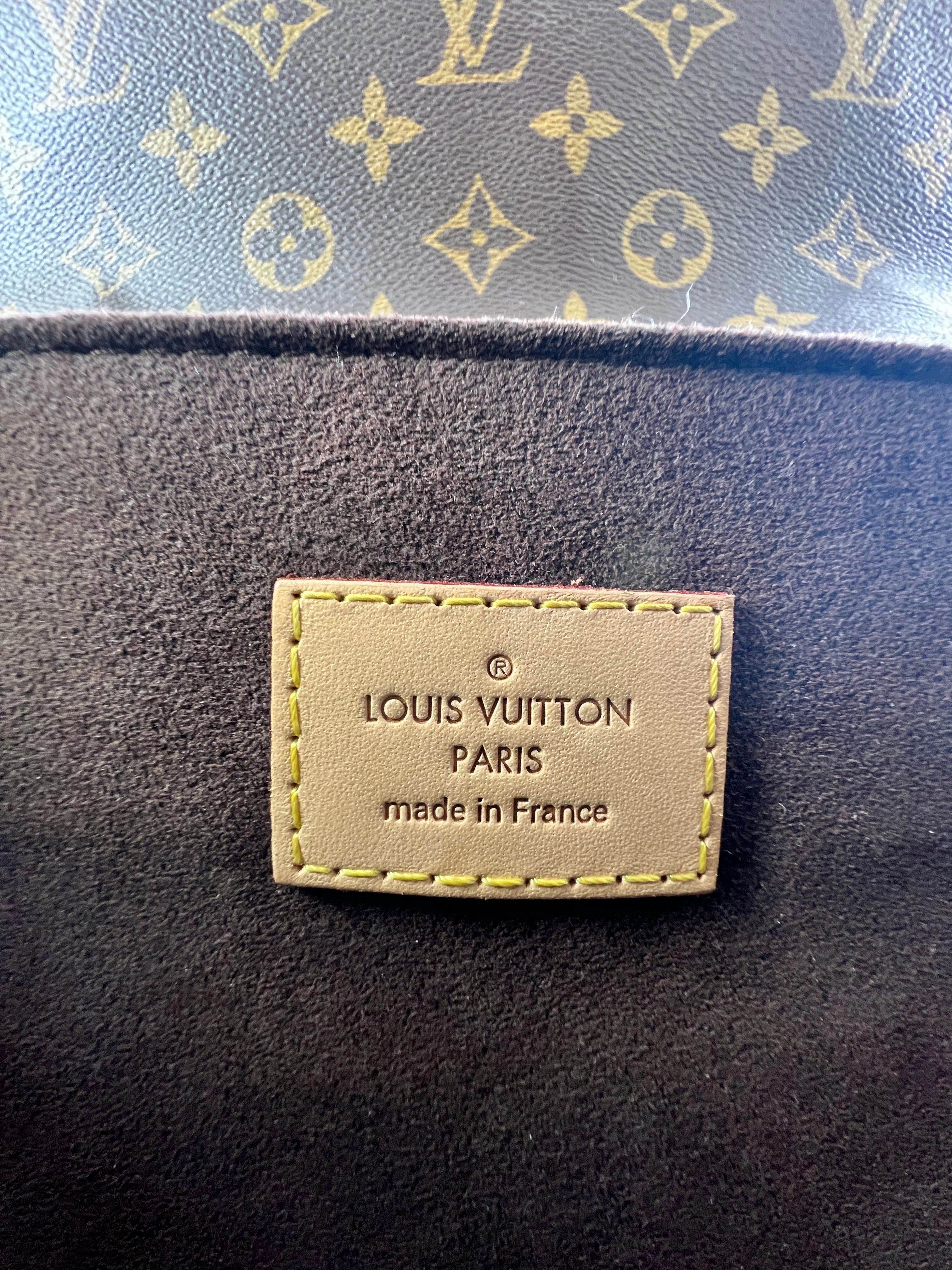 Louis Vuitton Monogram Canvas Pochette Metis Crossbody
