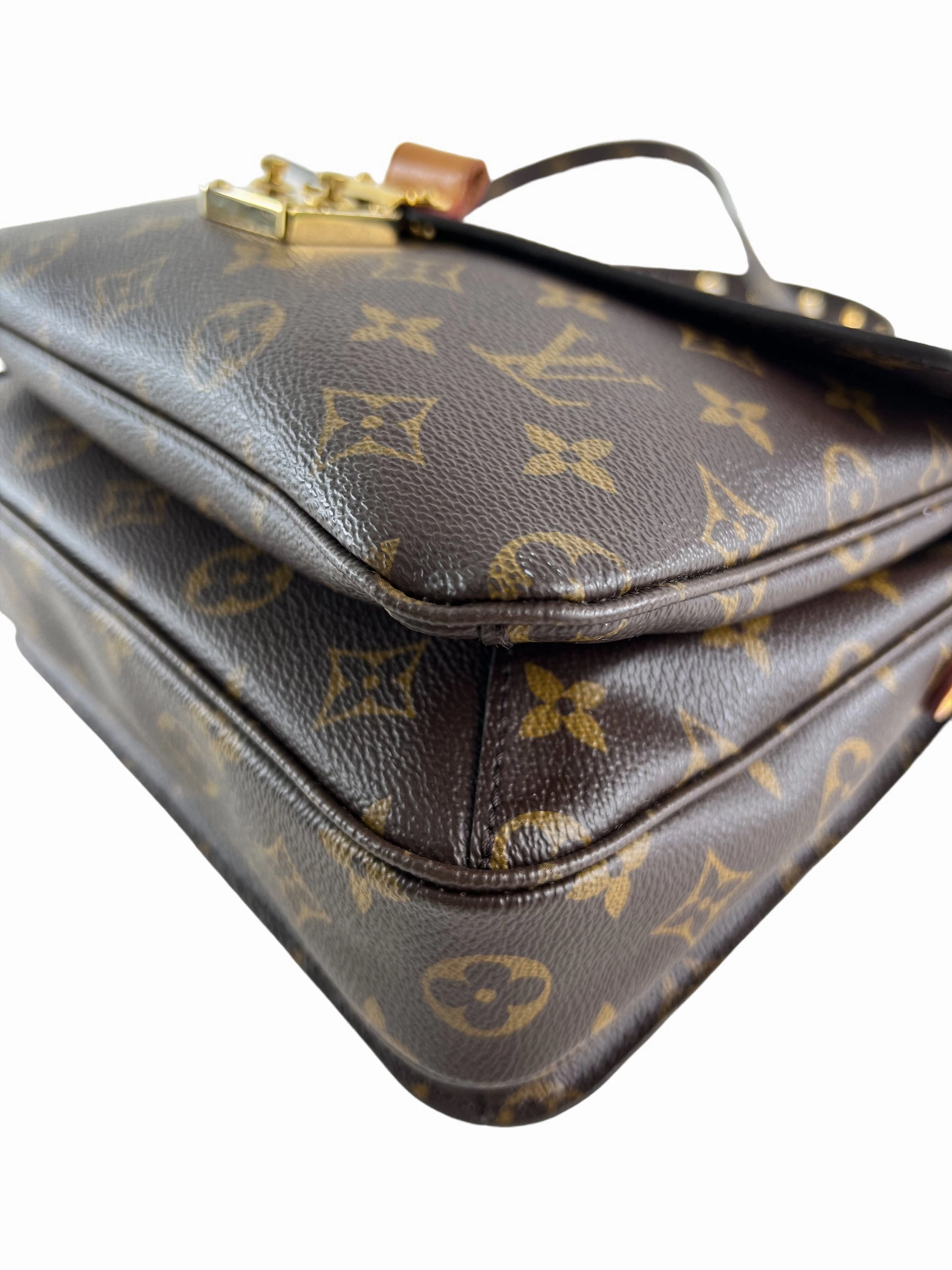 Louis Vuitton Monogram Canvas Pochette Metis Crossbody