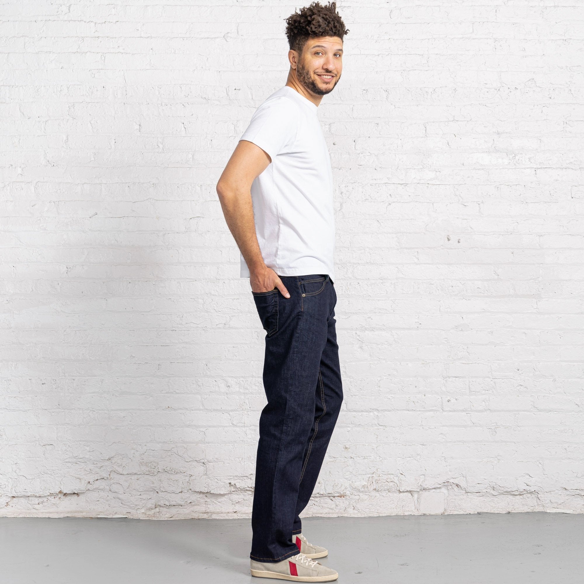 Relaxed Fit Dark Wash