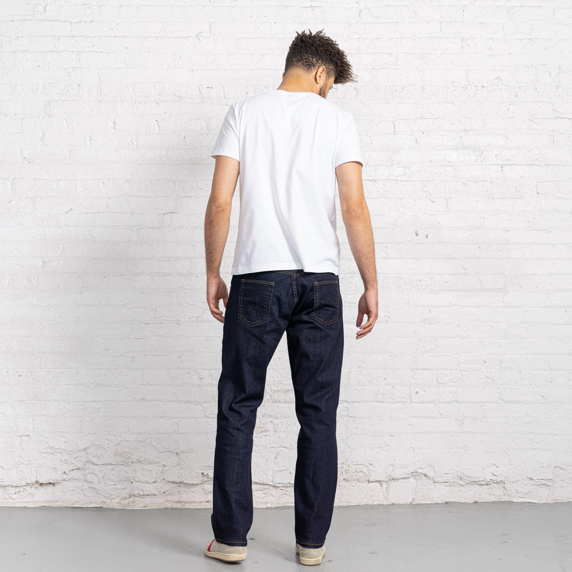 Relaxed Fit Dark Wash